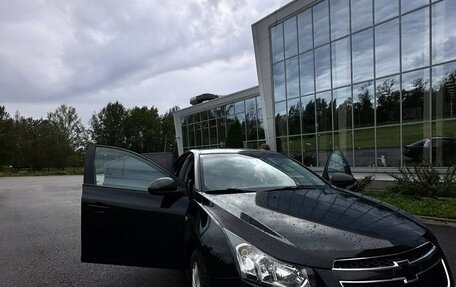 Chevrolet Cruze II, 2010 год, 550 000 рублей, 7 фотография
