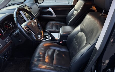 Toyota Land Cruiser 200, 2018 год, 7 250 000 рублей, 6 фотография