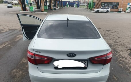 KIA Rio III рестайлинг, 2013 год, 750 000 рублей, 4 фотография