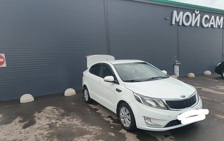KIA Rio III рестайлинг, 2013 год, 750 000 рублей, 2 фотография