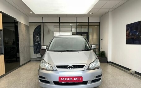 Toyota Ipsum II, 2005 год, 1 100 000 рублей, 3 фотография