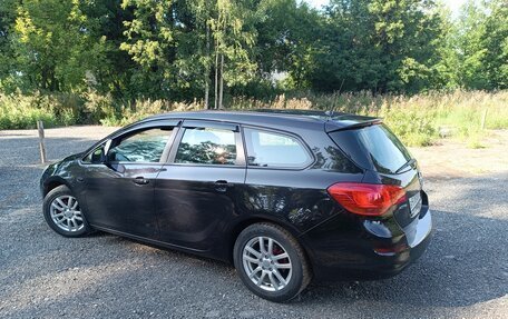 Opel Astra J, 2011 год, 720 000 рублей, 6 фотография