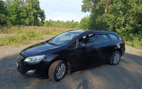 Opel Astra J, 2011 год, 720 000 рублей, 8 фотография