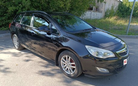 Opel Astra J, 2011 год, 720 000 рублей, 10 фотография