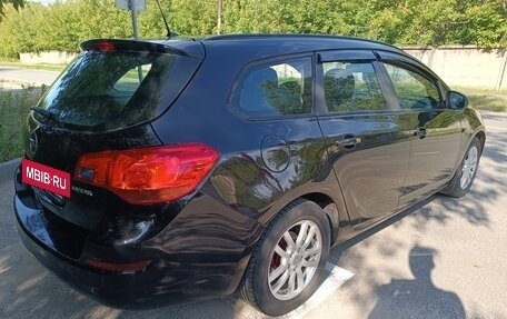 Opel Astra J, 2011 год, 720 000 рублей, 12 фотография