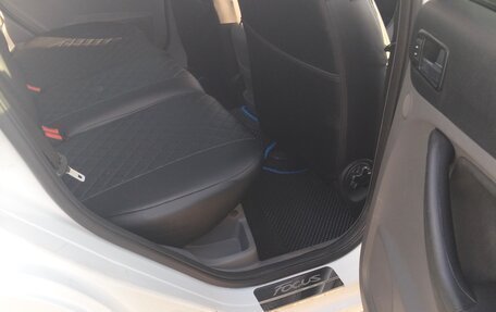 Ford Focus II рестайлинг, 2011 год, 750 000 рублей, 12 фотография
