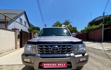 Toyota Land Cruiser 100 рестайлинг 2, 2007 год, 2 800 000 рублей, 6 фотография