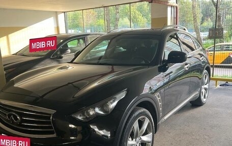 Infiniti QX70, 2015 год, 3 100 000 рублей, 6 фотография