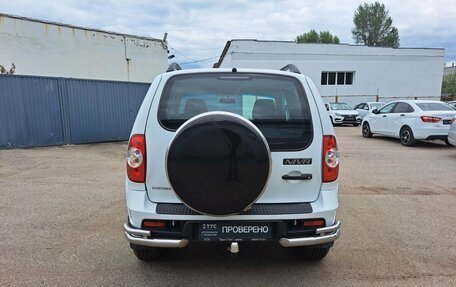 Chevrolet Niva I рестайлинг, 2016 год, 735 000 рублей, 6 фотография