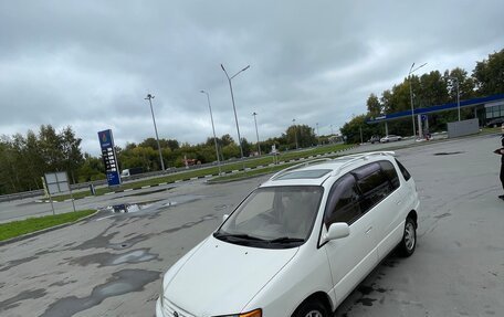 Toyota Ipsum II, 1999 год, 485 000 рублей, 8 фотография
