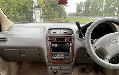 Toyota Ipsum II, 1999 год, 485 000 рублей, 18 фотография