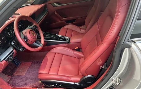 Porsche 911, 2022 год, 13 978 887 рублей, 8 фотография