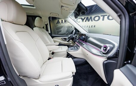 Mercedes-Benz V-Класс, 2025 год, 14 680 000 рублей, 24 фотография