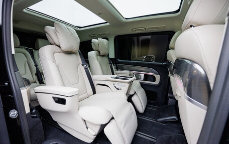 Mercedes-Benz V-Класс, 2025 год, 14 680 000 рублей, 33 фотография