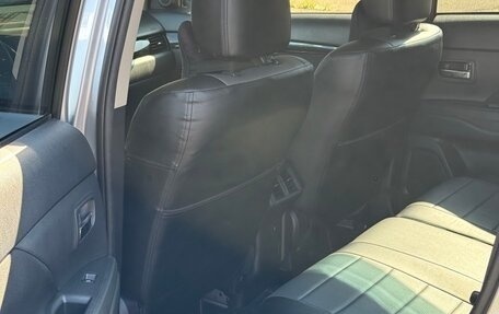 Mitsubishi Outlander III рестайлинг 3, 2018 год, 2 155 000 рублей, 12 фотография
