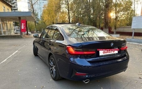 BMW 3 серия, 2019 год, 2 900 000 рублей, 13 фотография