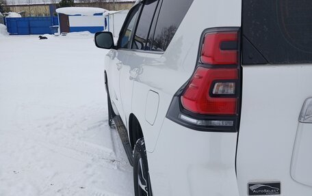 Toyota Land Cruiser Prado 150 рестайлинг 2, 2018 год, 5 500 000 рублей, 15 фотография