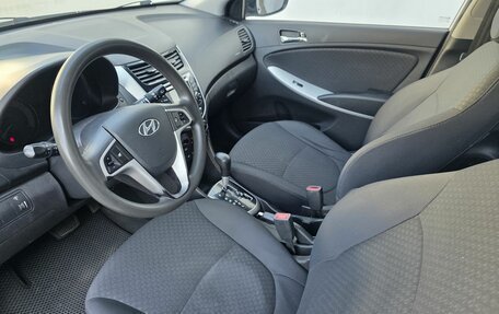 Hyundai Solaris II рестайлинг, 2013 год, 770 000 рублей, 9 фотография