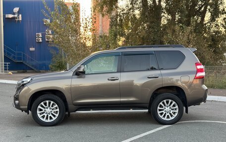 Toyota Land Cruiser Prado 150 рестайлинг 2, 2016 год, 4 050 000 рублей, 2 фотография