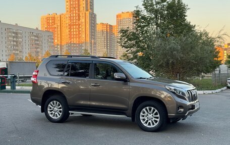Toyota Land Cruiser Prado 150 рестайлинг 2, 2016 год, 4 050 000 рублей, 6 фотография