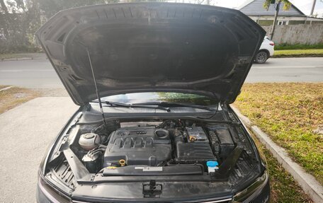 Volkswagen Passat B8 рестайлинг, 2018 год, 1 800 000 рублей, 6 фотография