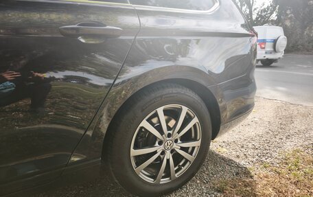 Volkswagen Passat B8 рестайлинг, 2018 год, 1 800 000 рублей, 12 фотография