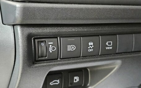 Toyota Camry, 2025 год, 4 450 000 рублей, 15 фотография