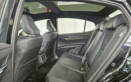 Toyota Camry, 2025 год, 4 450 000 рублей, 19 фотография