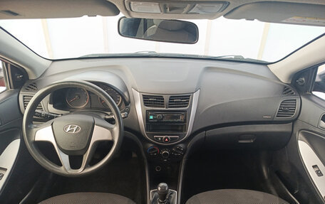 Hyundai Solaris II рестайлинг, 2016 год, 780 000 рублей, 14 фотография