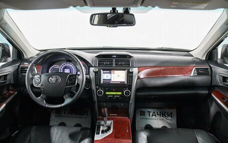Toyota Camry, 2012 год, 1 590 000 рублей, 8 фотография