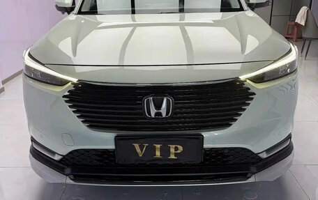 Honda Vezel, 2023 год, 1 800 035 рублей, 2 фотография