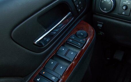 Chevrolet Tahoe III, 2012 год, 2 348 000 рублей, 7 фотография