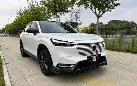 Honda Vezel, 2023 год, 1 850 035 рублей, 3 фотография