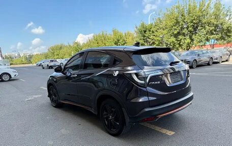 Honda Vezel, 2021 год, 1 500 035 рублей, 6 фотография