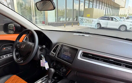 Honda Vezel, 2021 год, 1 500 035 рублей, 11 фотография