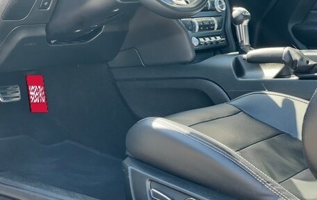 Ford Mustang VI рестайлинг, 2019 год, 2 670 000 рублей, 5 фотография