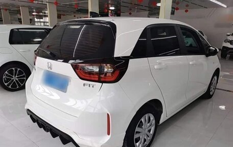 Honda Fit, 2022 год, 1 419 887 рублей, 6 фотография