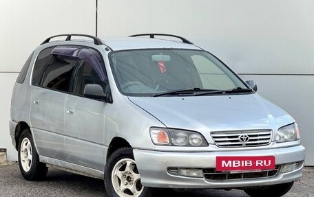 Toyota Ipsum II, 1996 год, 379 000 рублей, 3 фотография