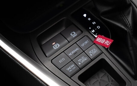 Toyota RAV4, 2025 год, 4 499 000 рублей, 22 фотография