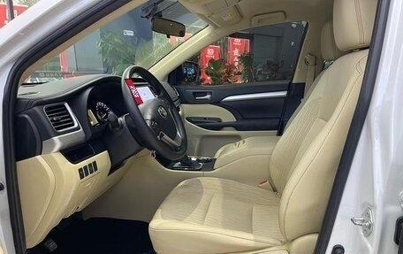 Toyota Highlander III, 2021 год, 2 380 200 рублей, 11 фотография