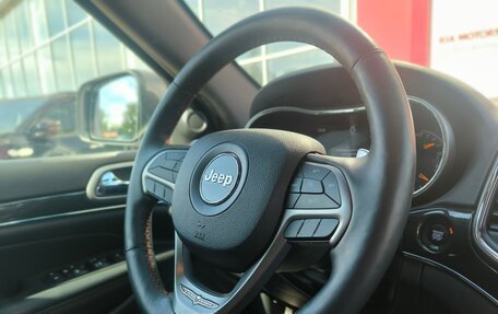 Jeep Grand Cherokee, 2018 год, 3 900 000 рублей, 15 фотография