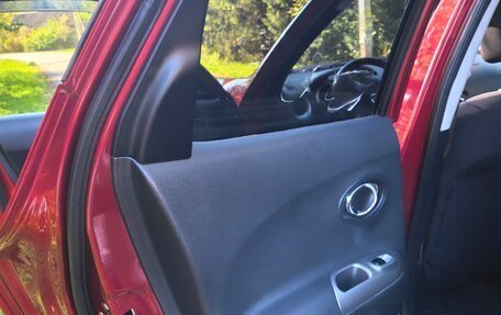 Nissan Juke II, 2013 год, 980 000 рублей, 8 фотография