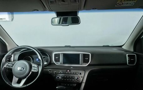 KIA Sportage IV рестайлинг, 2020 год, 2 092 000 рублей, 6 фотография