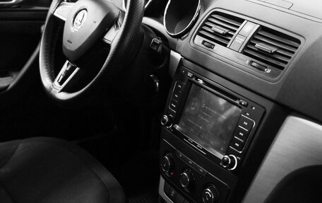 Skoda Yeti I рестайлинг, 2015 год, 1 130 000 рублей, 14 фотография