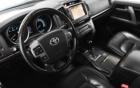 Toyota Land Cruiser 200, 2011 год, 2 950 000 рублей, 16 фотография