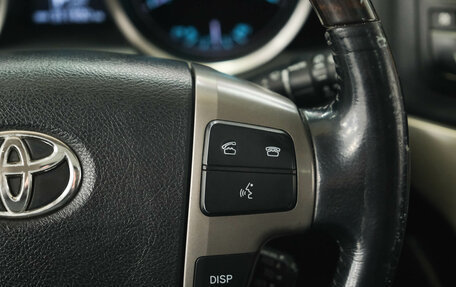 Toyota Land Cruiser 200, 2011 год, 2 950 000 рублей, 28 фотография