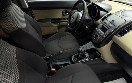 KIA Soul I рестайлинг, 2013 год, 860 000 рублей, 10 фотография