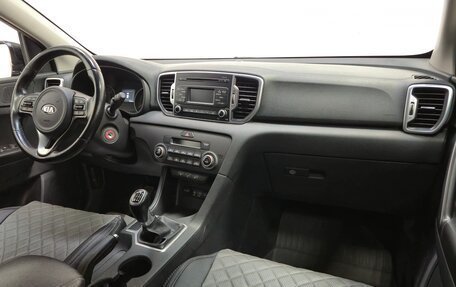 KIA Sportage IV рестайлинг, 2018 год, 2 050 000 рублей, 12 фотография