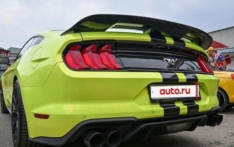 Ford Mustang VI рестайлинг, 2017 год, 3 000 000 рублей, 3 фотография