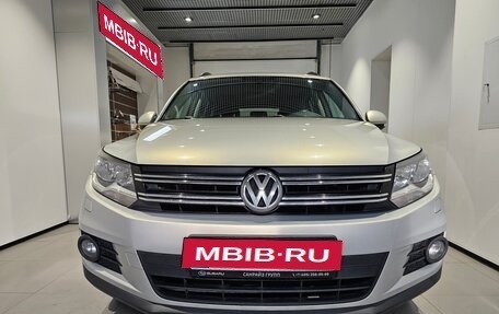 Volkswagen Tiguan I, 2013 год, 1 099 000 рублей, 2 фотография